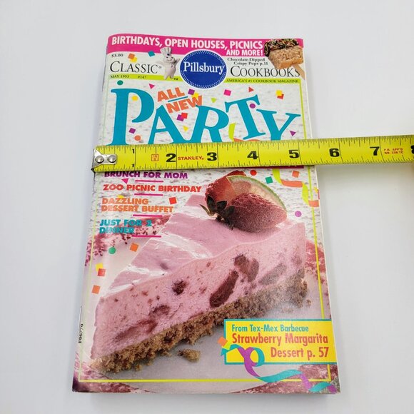 Pillsbury Cookbooks Lot Of 5 1988 1993 Bake-Off BBQ Party Summer Recipe Cooking - Picture 14 of 15